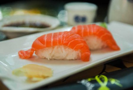 Από τις 25 Μαρτίου έως τις 25 Απριλίου το the Sushi bar γιορτάζει μαζί σας 20 χρόνια jap-διαδρομής και σας προσφέρει 20% έκπτωση σε όλα τα nigiri.